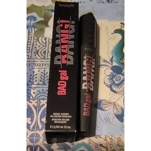 BENEFIT COSMETICS Bad gal Bang! Volumizing Mascara in Intense Pitch Black